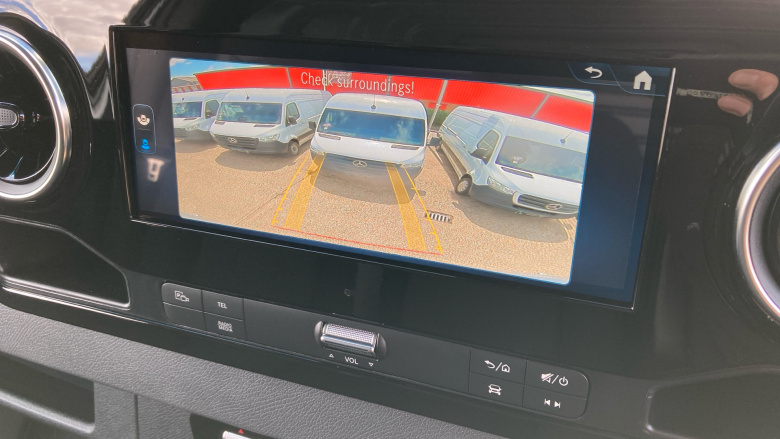 Mercedes-Benz Sprinter 315Cdi L2 Diesel Rwd 3.5t H2 Pro Van 9G-Tronic